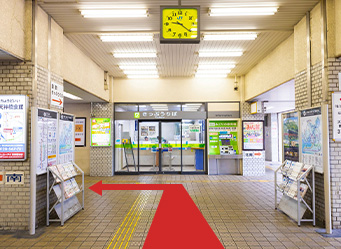 天満駅の改札を出て、左手通路側へ。